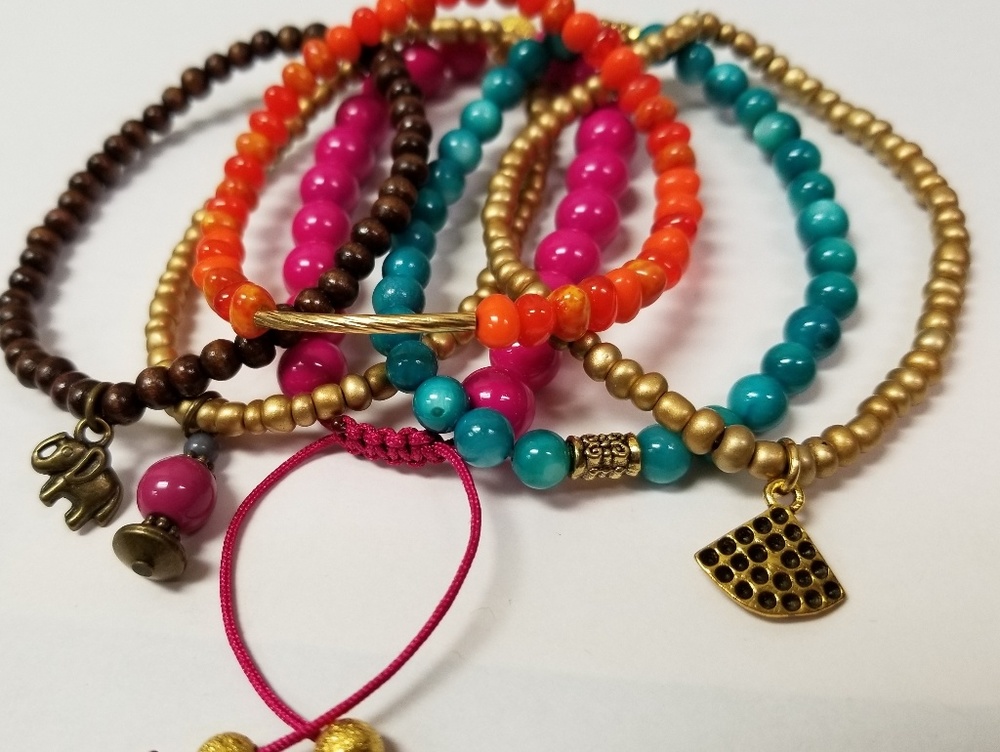 Handmade bracelets - Picture 3 of 5